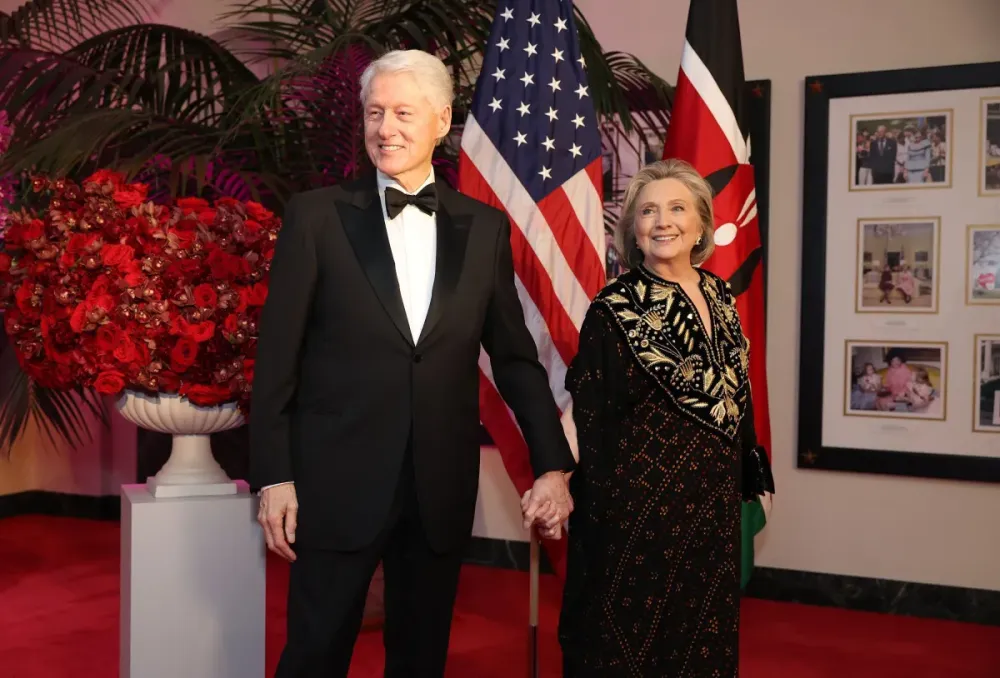 O que os novos arquivos de Epstein revelam sobre Bill Clinton?