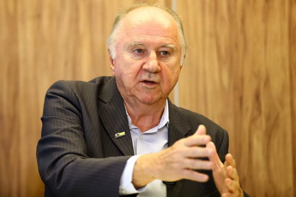 Paulo Ziulkoski contesta números do Censo - Foto: Marcelo Camargo/Agência Brasil