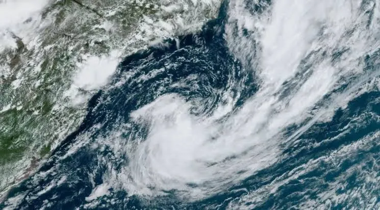 Intensidade de um ciclone extratropical pode ser medida a partir de ventos que variam de fracos a rajadas de vento intensas, tempestades e microexplosões • Reprodução: NOAA/NASA